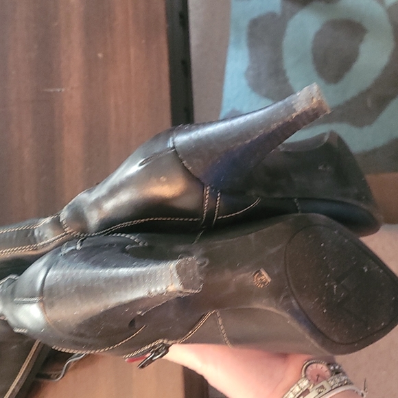 Wortington Black knee high vintage boots. Size 8 M. Silver buckle accents. - Picture 4 of 4